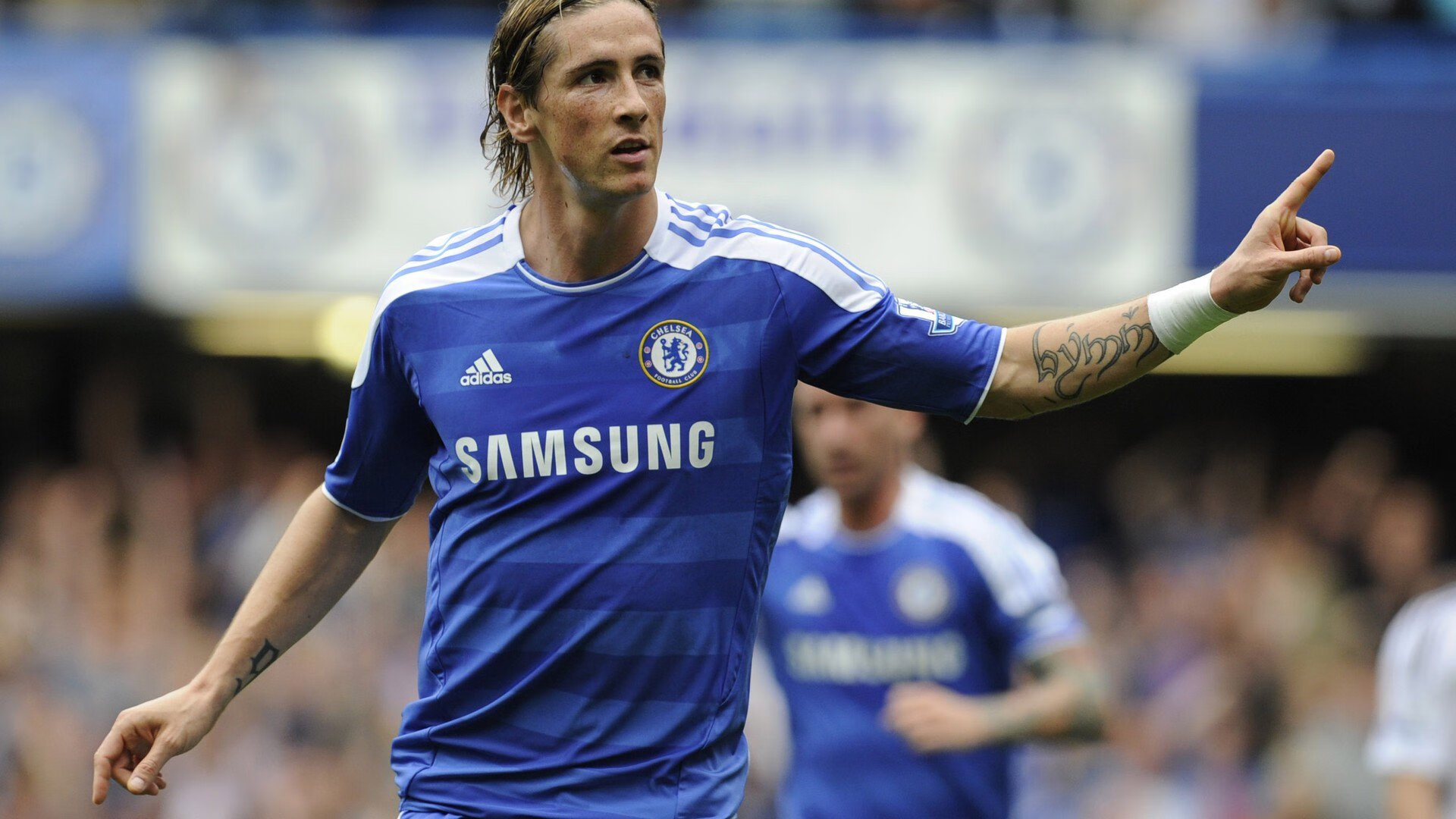 体育新闻中心今日热点聚焦,体育新闻f1